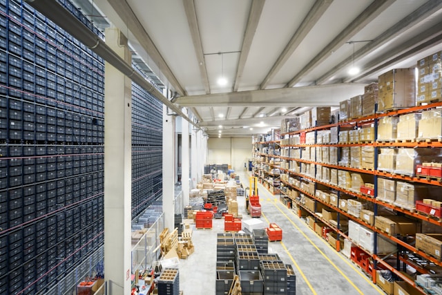 Why You Need to Adjust Inventory Policies to Address Rising Sales Demands